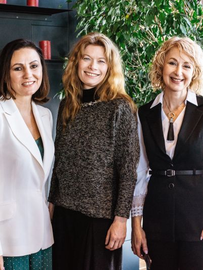 Жінка України