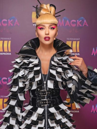 Оля Полякова