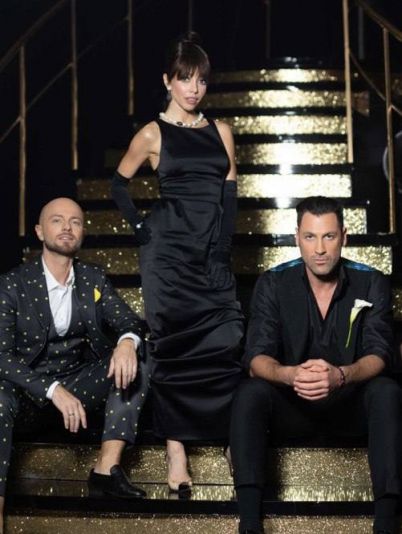 Танці з зірками