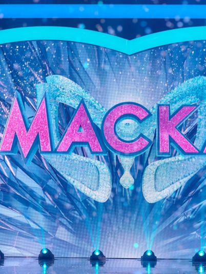 Новорічна МАСКА