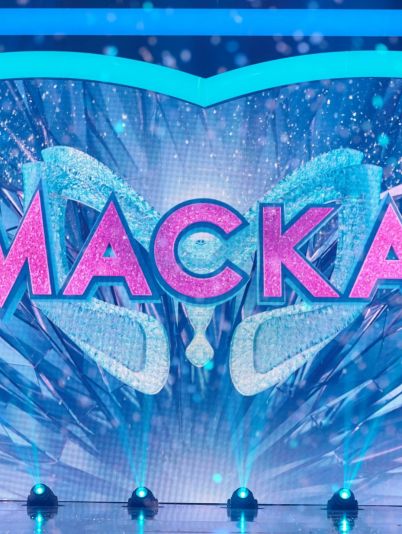 Новорічна МАСКА