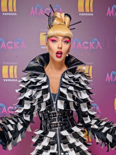 Оля Полякова