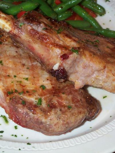 Тушковані свинячі рябчики