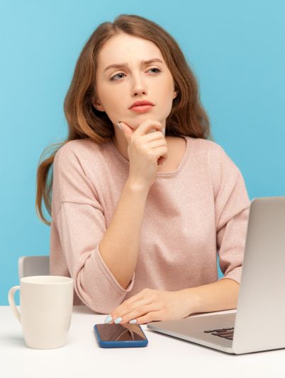 бачиш ворога