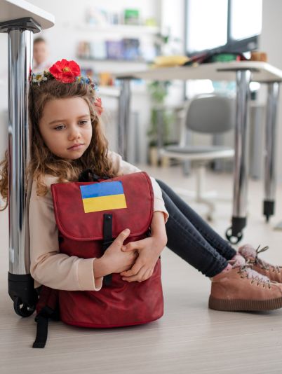 в школу из-за войны