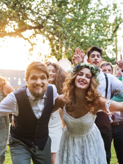 Обираємо вбрання на весiлля