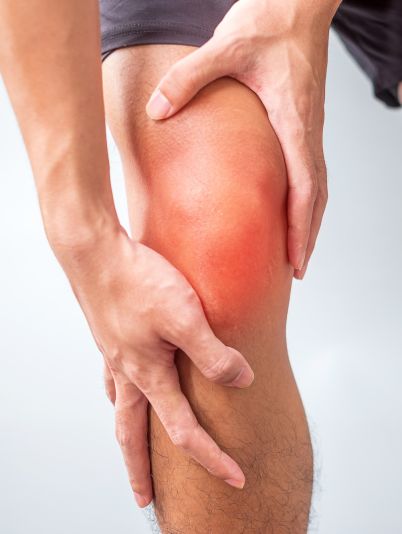 Як зняти набряк над коліном