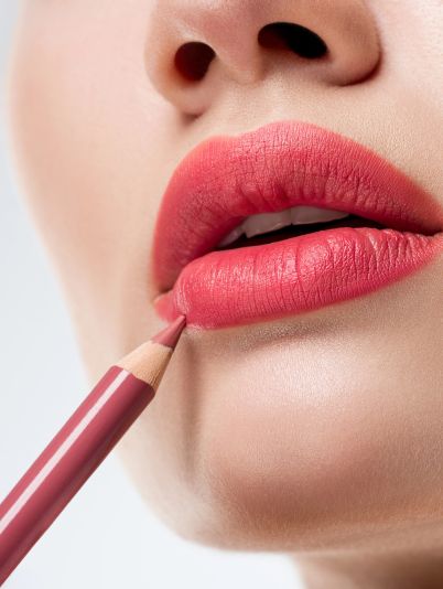 Як підібрати олівець для губ