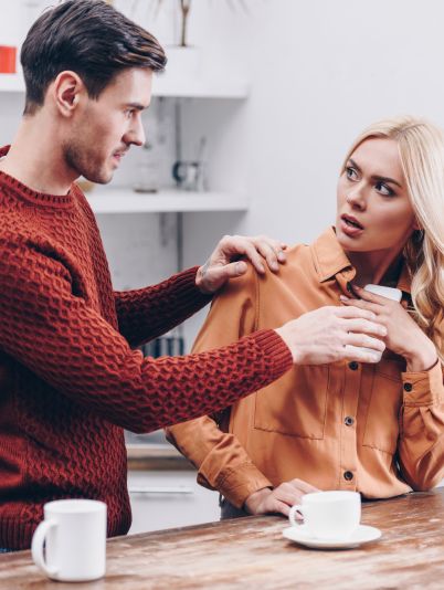 ревность девушка парень