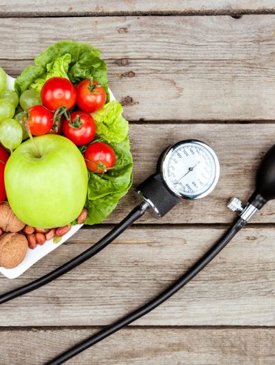 какие продукты помогают бороться с повышенным давлением, как бороться с повышенным давлением
