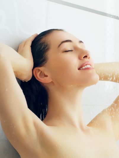 холодный душ, как правильно принимать контрастный душ, как принимать контрастный душ, чем полезен