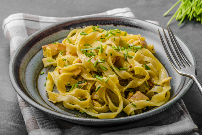 паста с курицей и карри