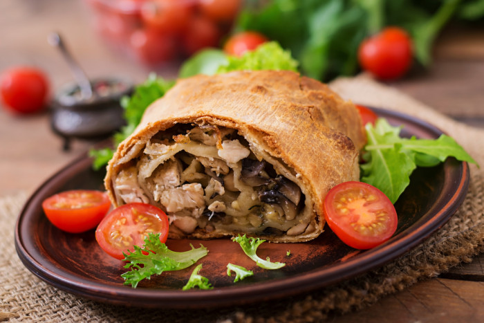 штрудель с курицей и грибами