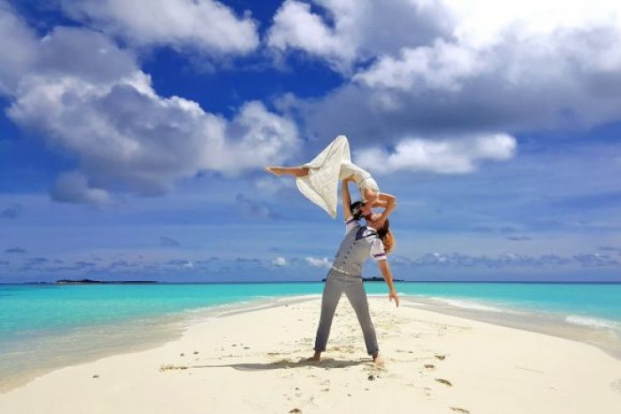 Пара поженилась уже 100 раз и не собирается останавливаться на этом