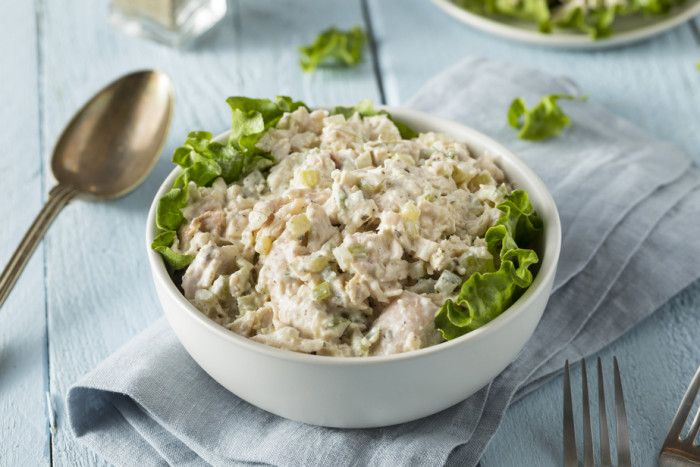 куриный салат с сельдереем