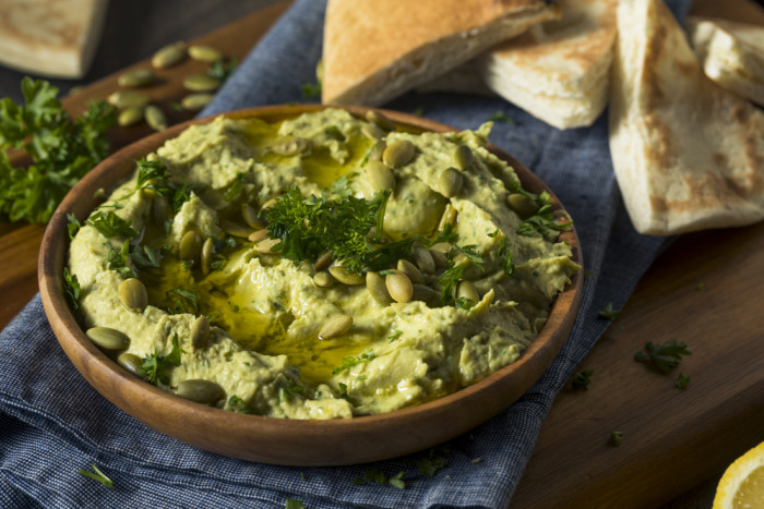 хумус с авокадо