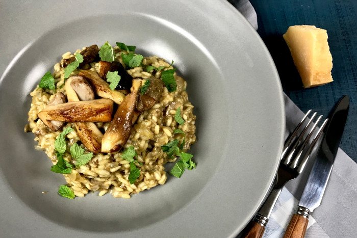Ризотто с белымы грибами и мятой: наш пошаговый рецепт