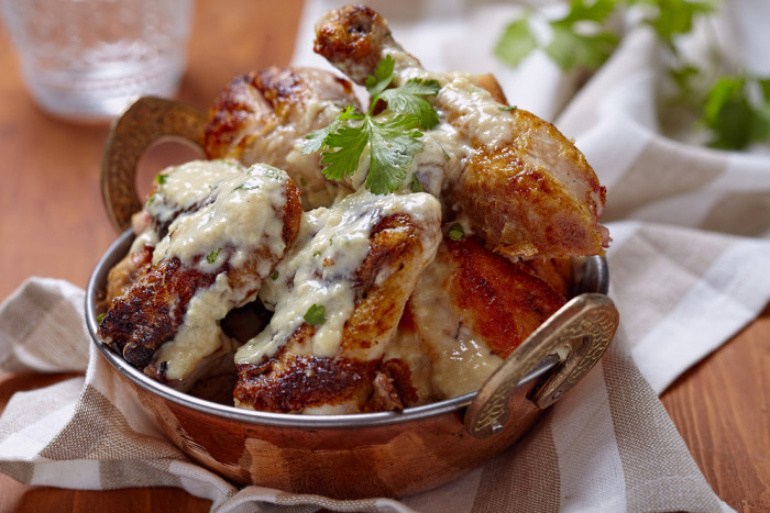 курица с чесночно-ореховым соусом