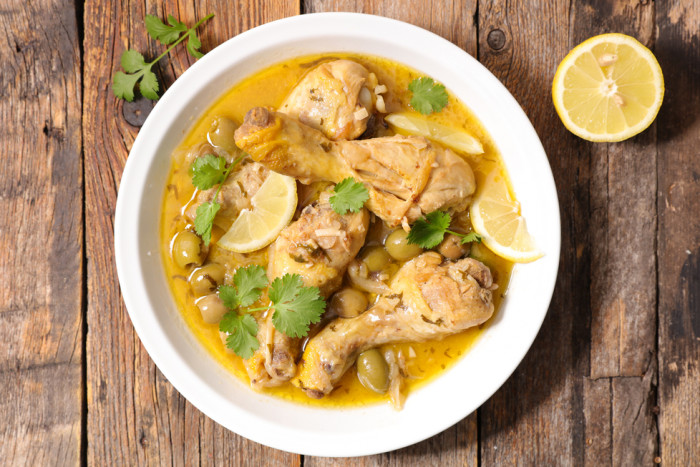 куриные ножки с оливками и лимоном