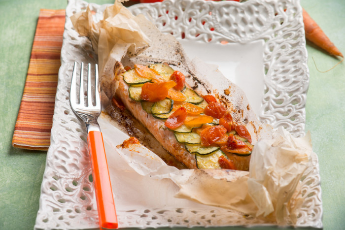 лосось с овощами