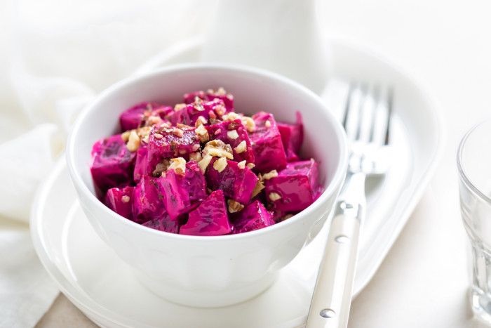 салат из свеклы с черносливом