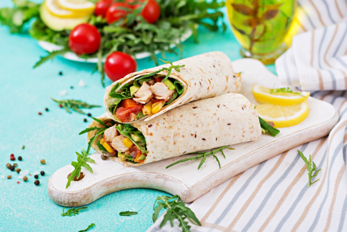 роллы с курицей