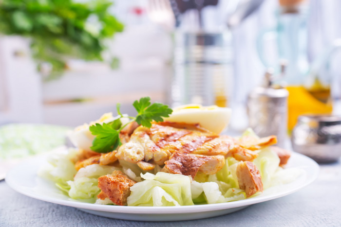 капуста с курицей