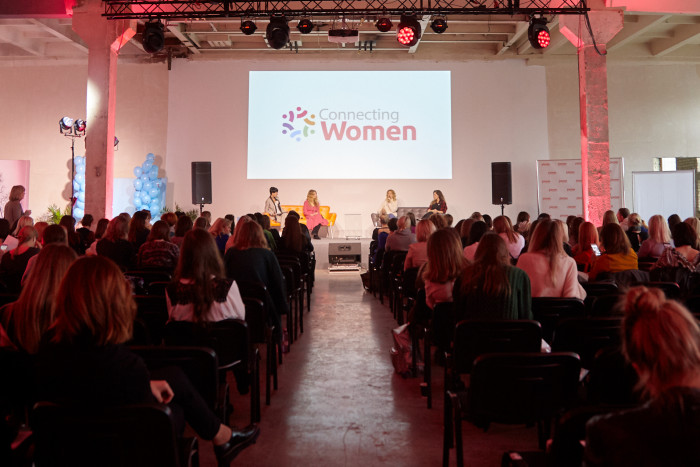 Connecting Women