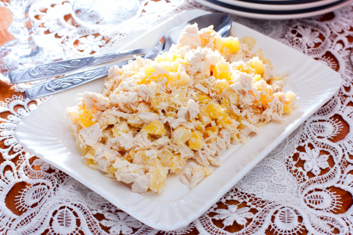 курица с ананасами