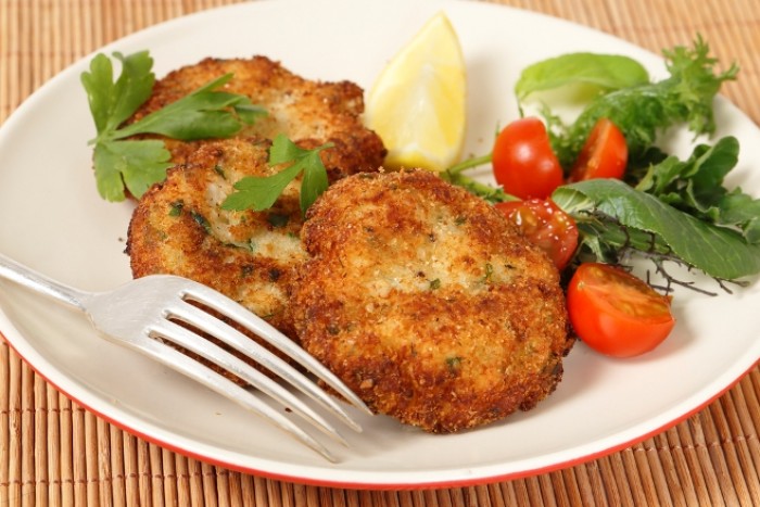 Рыбные котлеты с крабовыми палочками