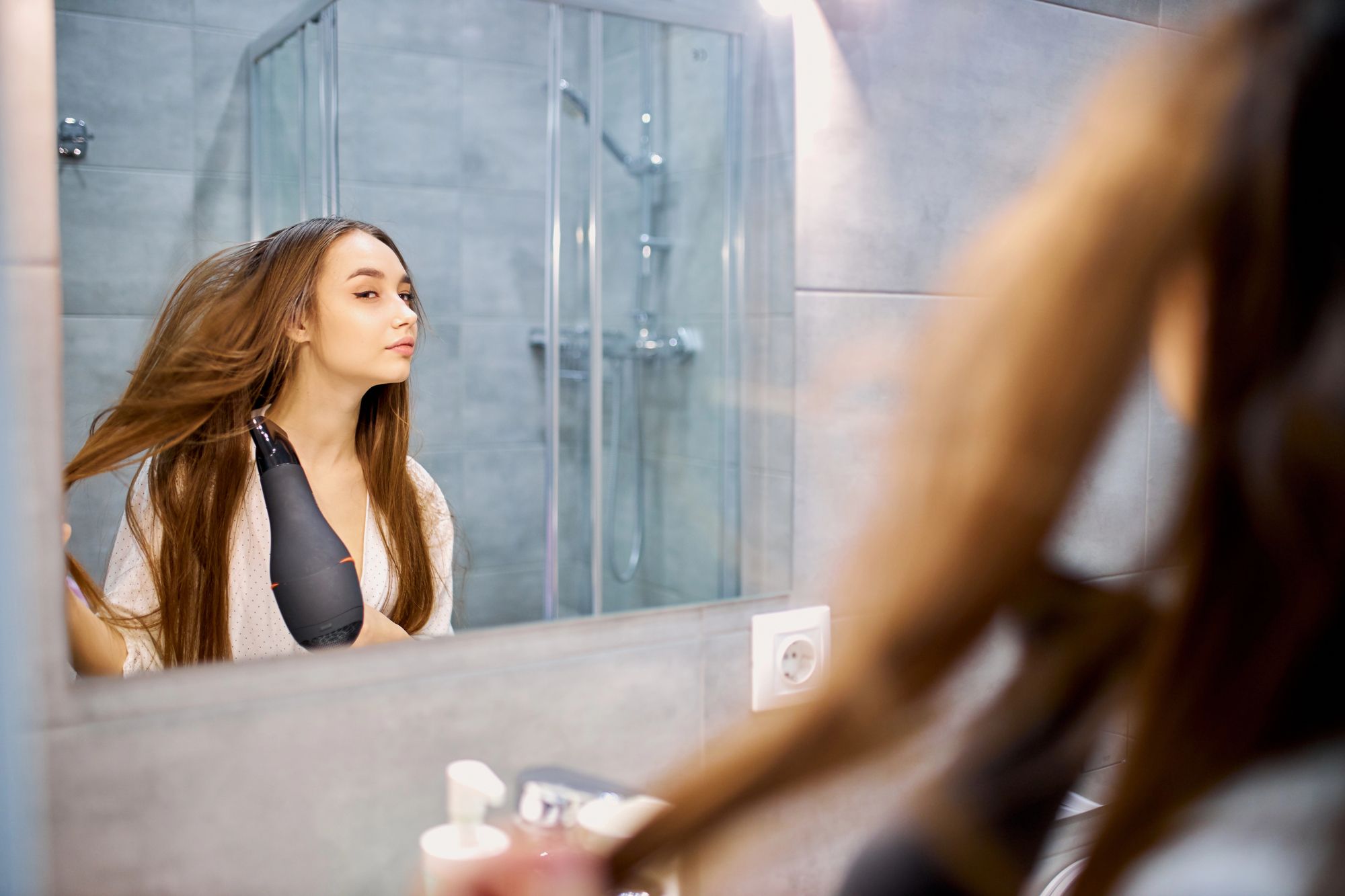 Как правильно сушить волосы