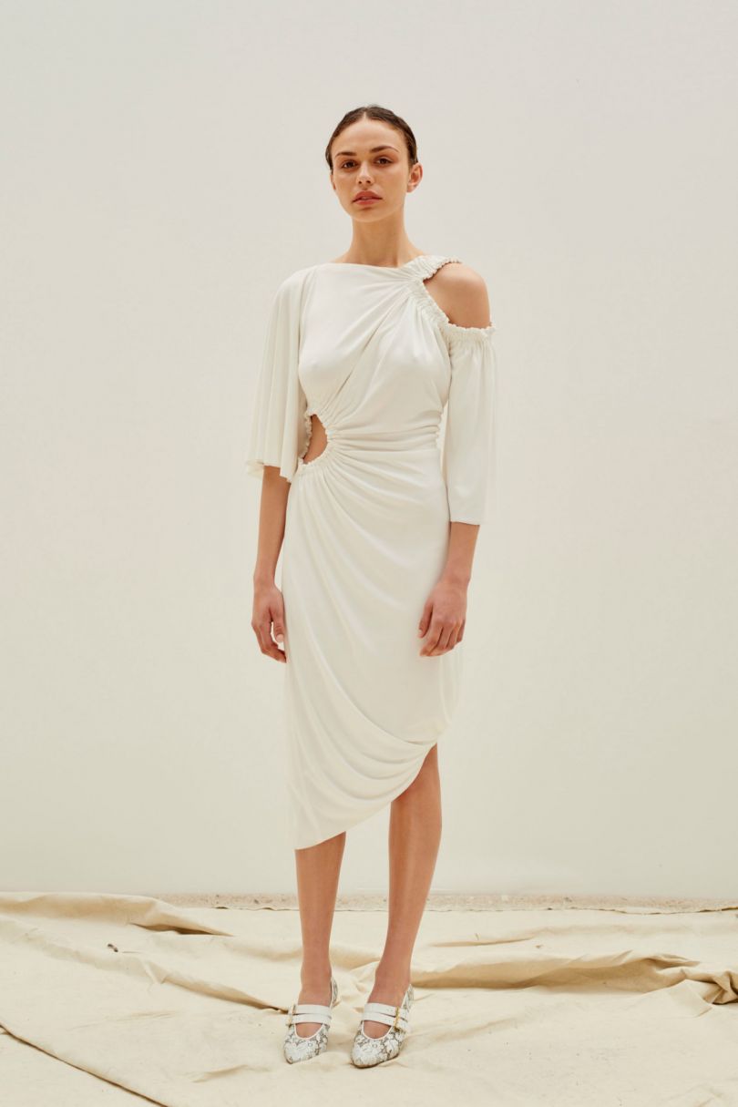 Платья с различными вырезами