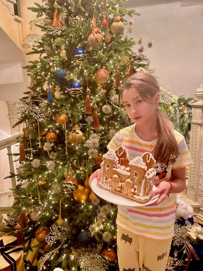 старшая дочка Светланы Лободы