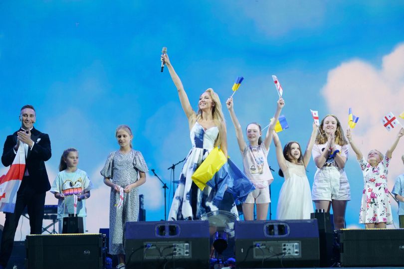 Оля Полякова