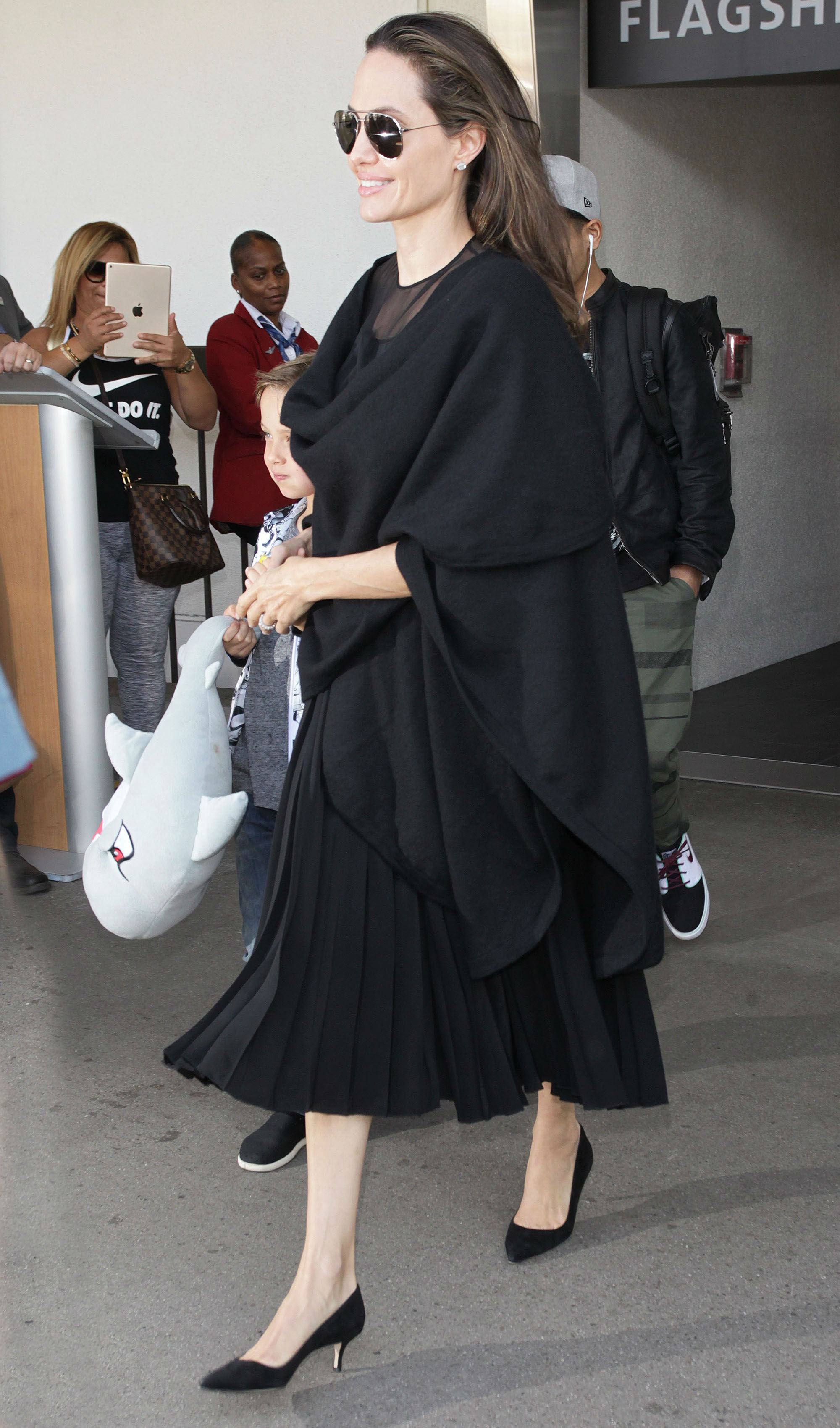 /storage/shares/uploads/files/Angelina%20Jolie%281%29.jpg