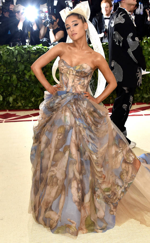 /storage/shares/uploads/files/Ariana-Grande.jpg