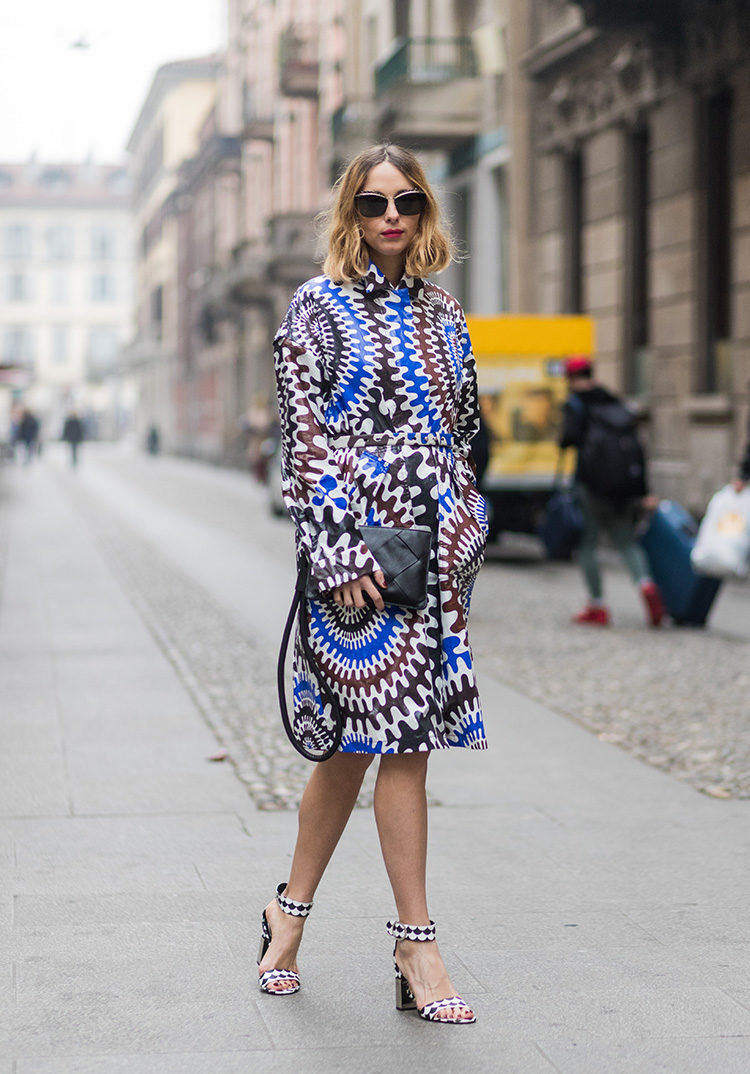 /storage/shares/uploads/files/Candela-Novembre-wearing-a-dress-heels-from-Pucci-outside-Emilio-Pucci-750x1074.jpg