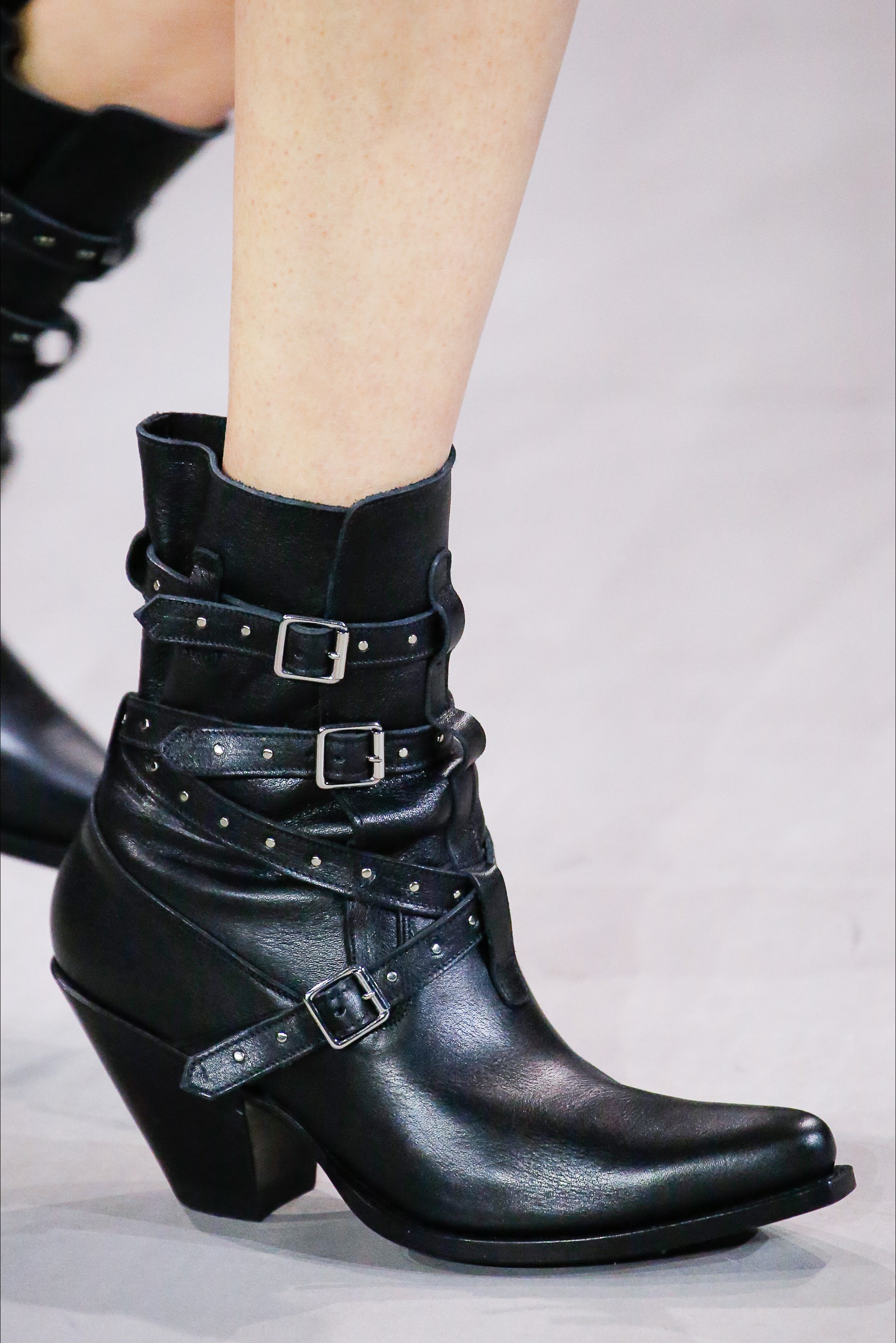 /storage/shares/uploads/files/Celine%281%29.jpg