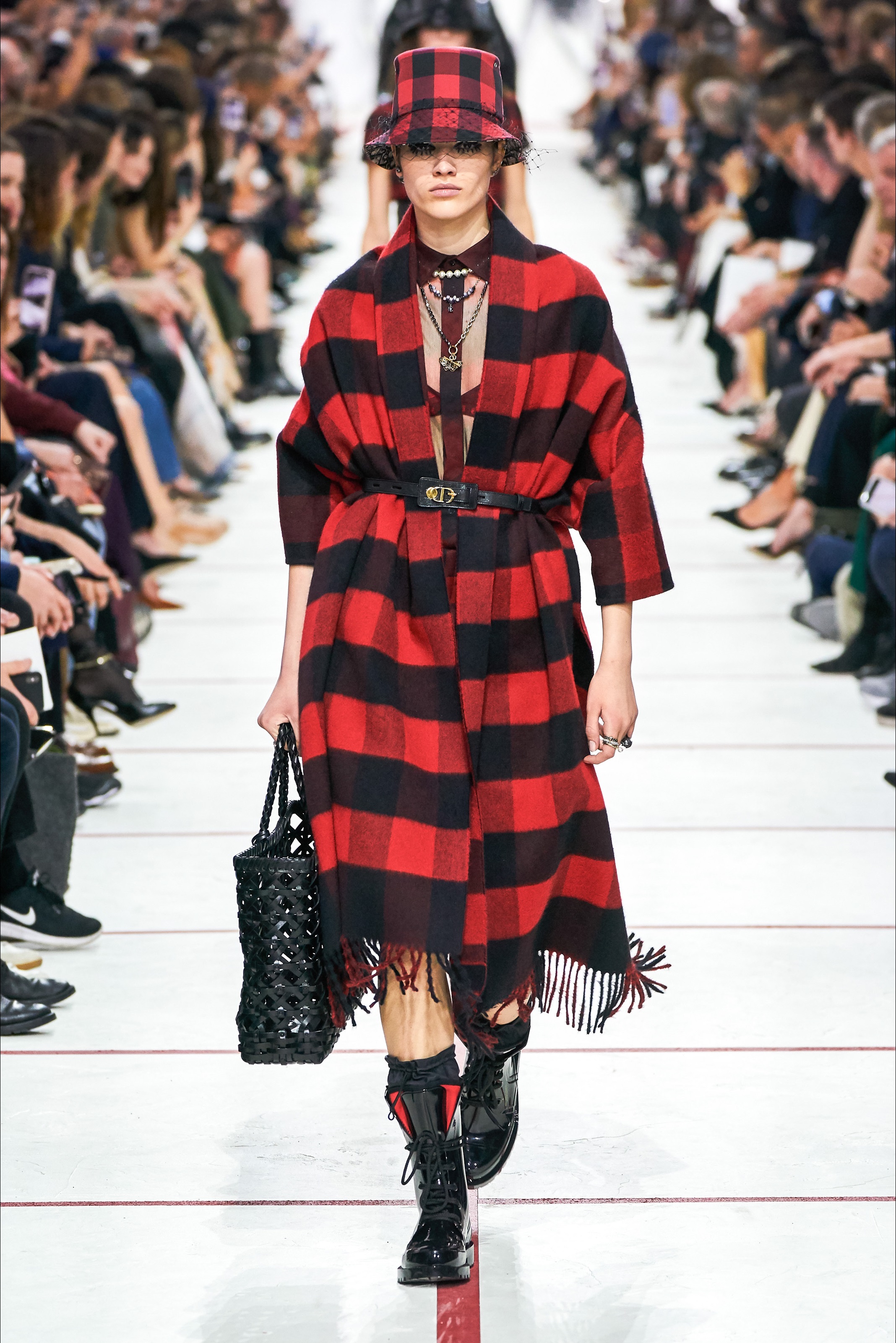 /storage/shares/uploads/files/Christian%20Dior%2812%29.jpg