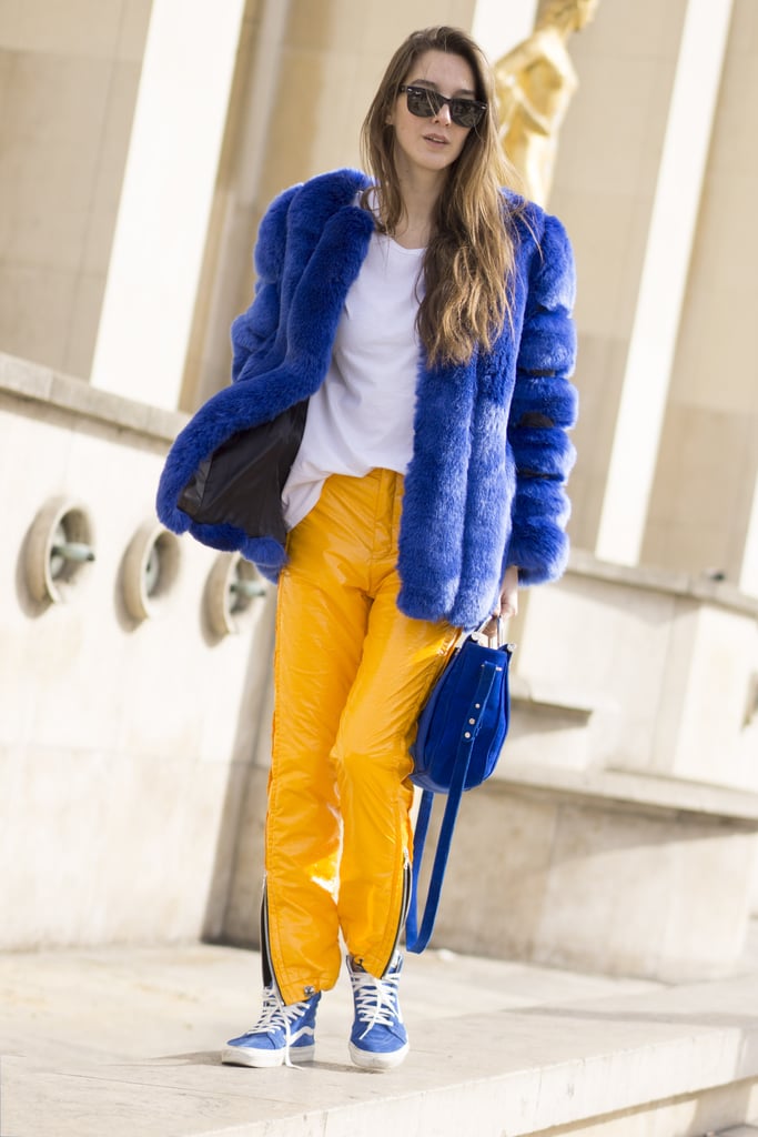 /storage/shares/uploads/files/Dont-Afraid-Wear-Your-Track-Pants-Bright-Blue-Sneakers.jpg