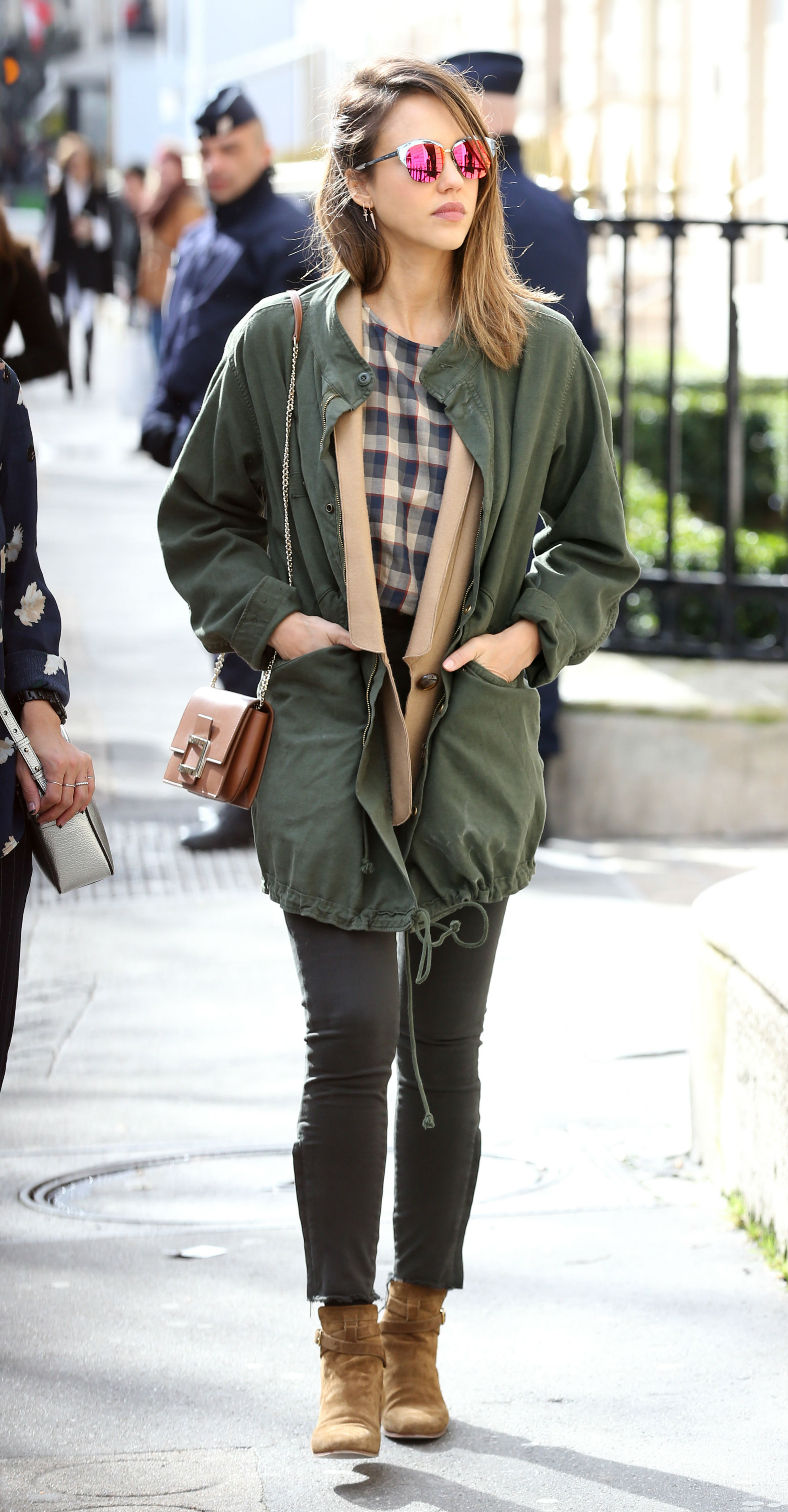 /storage/shares/uploads/files/Jessica%20Alba%285%29.jpg