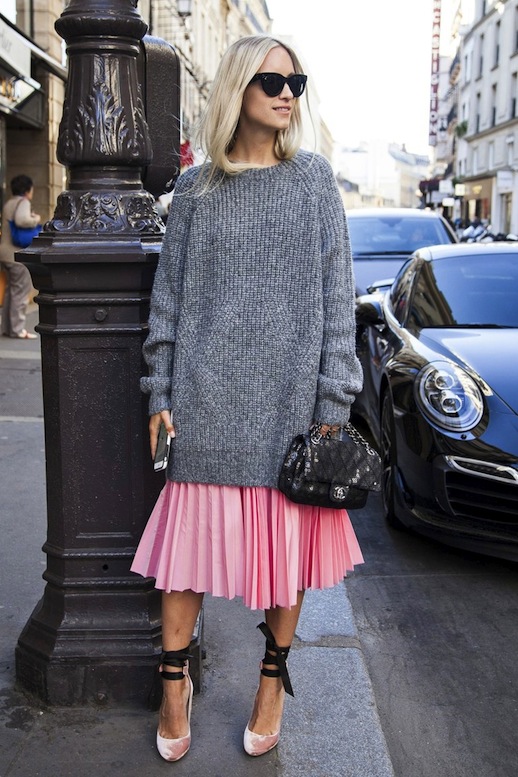 /storage/shares/uploads/files/Le-Fashion-Blog-Blogger-Street-Style-Cat-Eye-Sunglasses-Oversized-Grey-Chunky-Sweater-Sequined-Chanel-Bag-Pink-Pleated-Skirt-Ballet-Inspired-Wrap-Heels-Via-The-Outfit.jpg