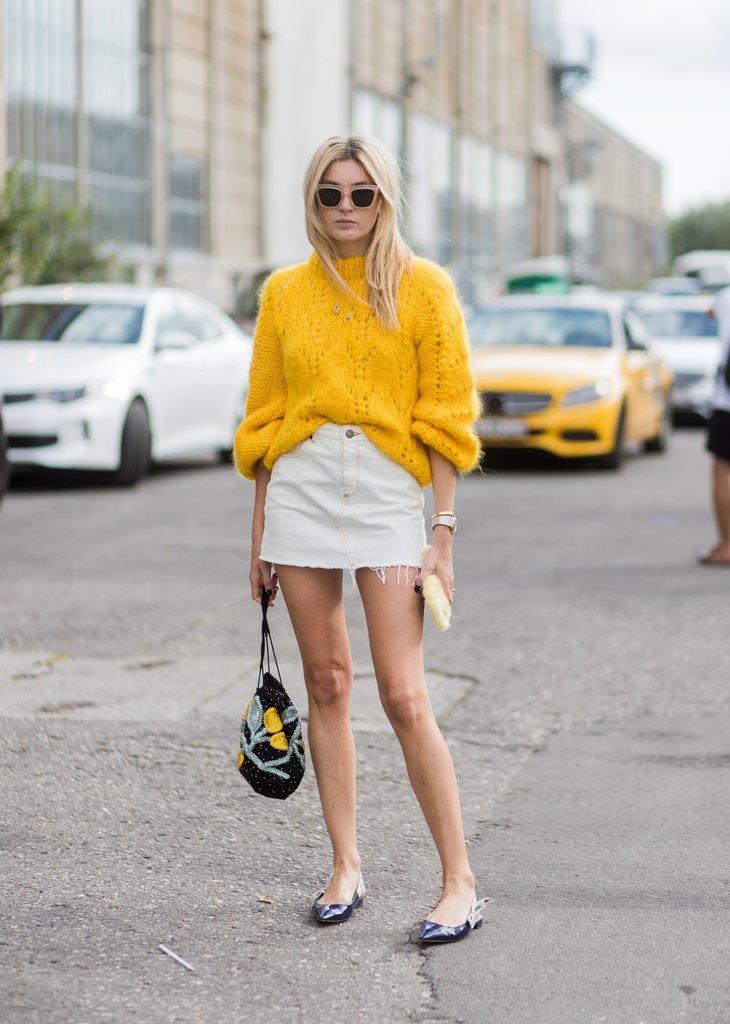 /storage/shares/uploads/files/Play-white-yellow-when-you-tuck-your-cozy-jumper.jpg