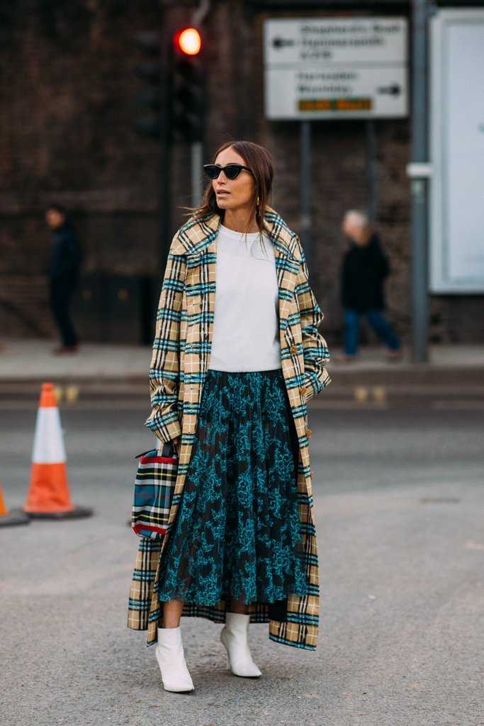 /storage/shares/uploads/files/Pull-off-contrasting-patterns-pairing-prints-share-same%281%29.jpg