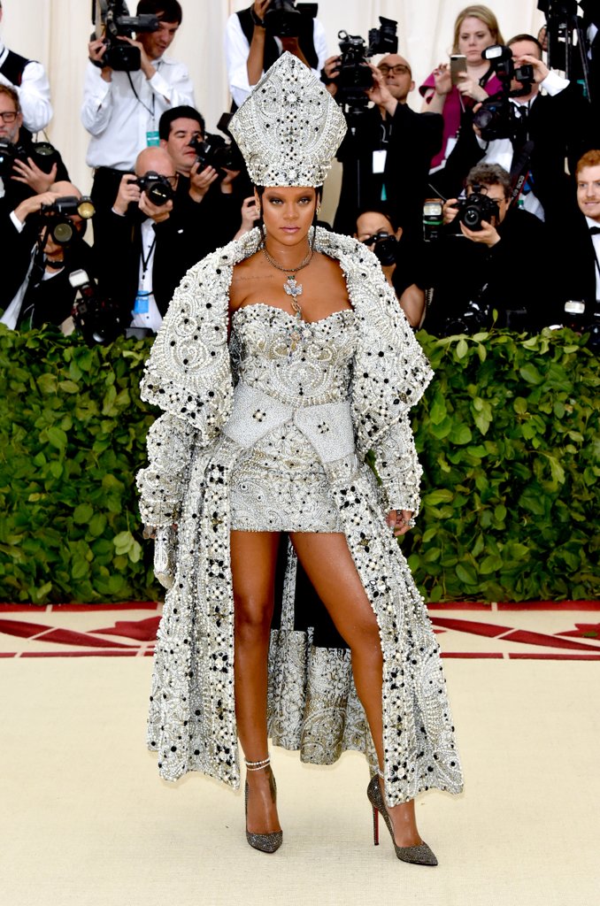 /storage/shares/uploads/files/Rihanna%287%29.jpg