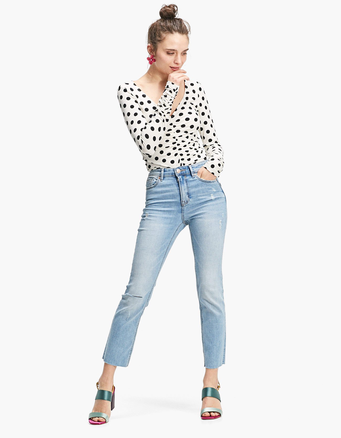 /storage/shares/uploads/files/Stradivarius%2813%29.jpg