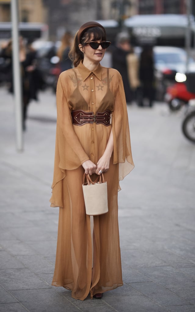/storage/shares/uploads/files/Style-bralette-under-sheer-dress-wear-headband.jpg