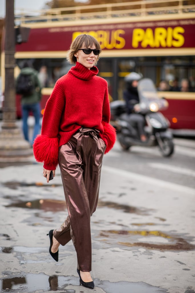 /storage/shares/uploads/files/Wear-holiday-friendly-pair-pumps-cozy-oversize-sweater.jpg