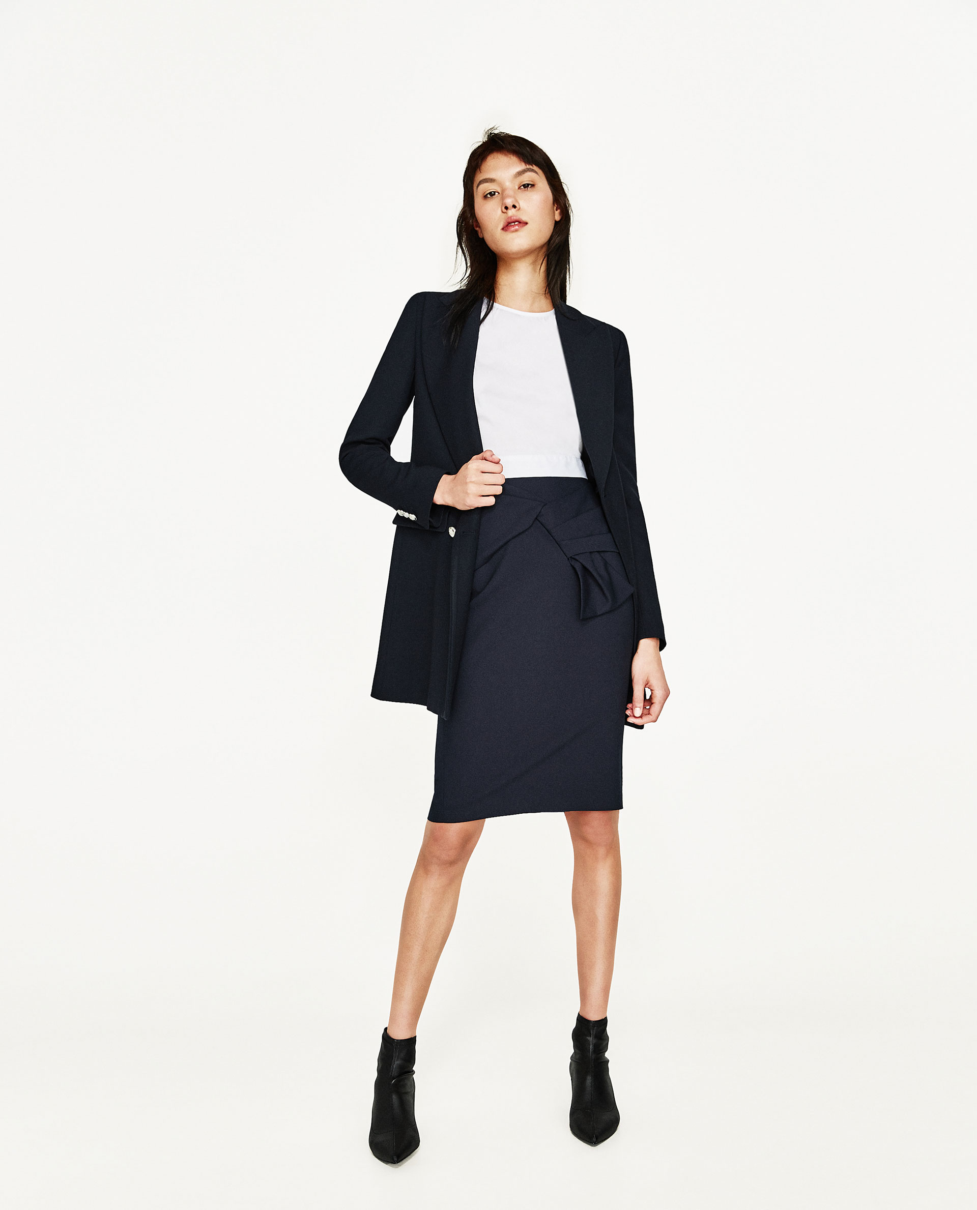 /storage/shares/uploads/files/Zara2%2812%29.jpg