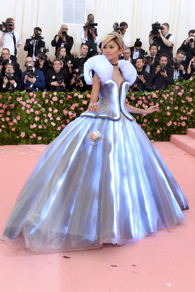 /storage/shares/uploads/files/Zendaya%283%29.jpg
